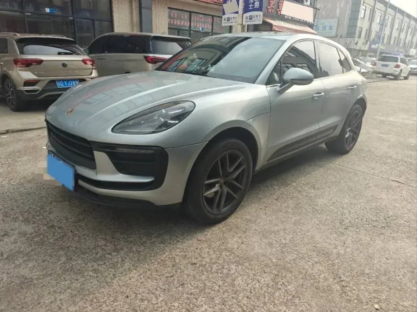 2022 Porsche Macan 2.0T 265HP L4 7DCT,autocango,china used car exporter,china ev exporter,chinese used car exporter,chinese used ev exporter