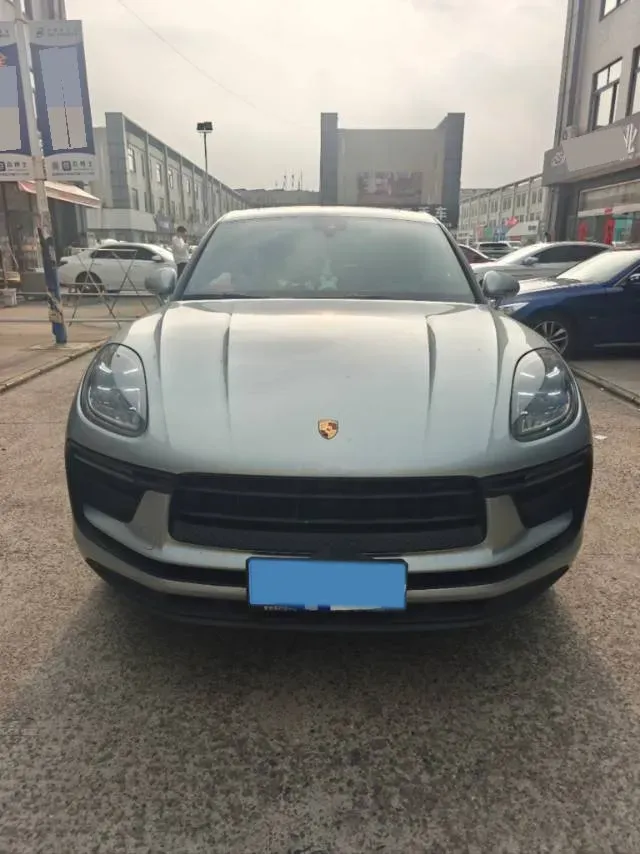2022 Porsche Macan 2.0T 265HP L4 7DCT,autocango,china used car exporter,china ev exporter,chinese used car exporter,chinese used ev exporter