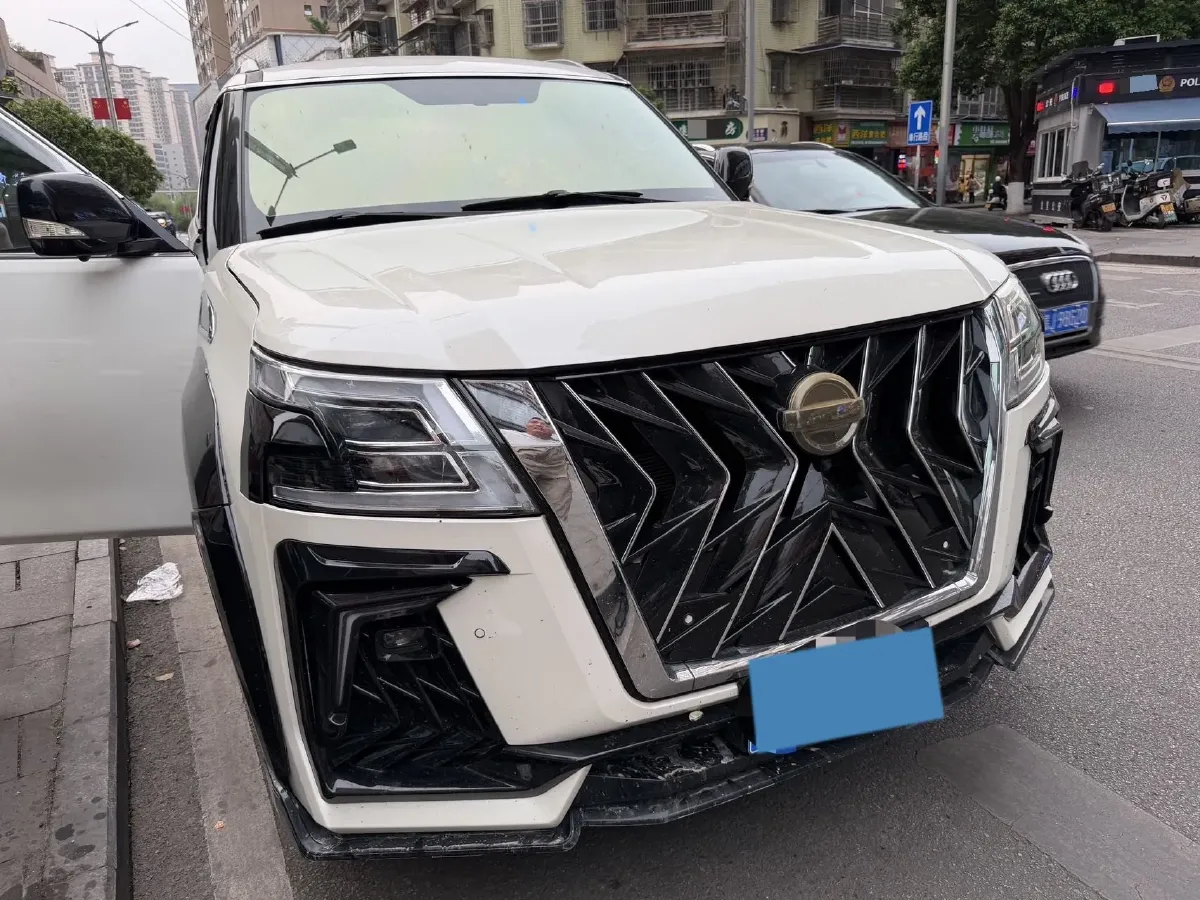 2018 Nissan Patrol 4.0L 279HP V6 7AT,autocango,china used car exporter,china ev exporter,chinese used car exporter,chinese used ev exporter