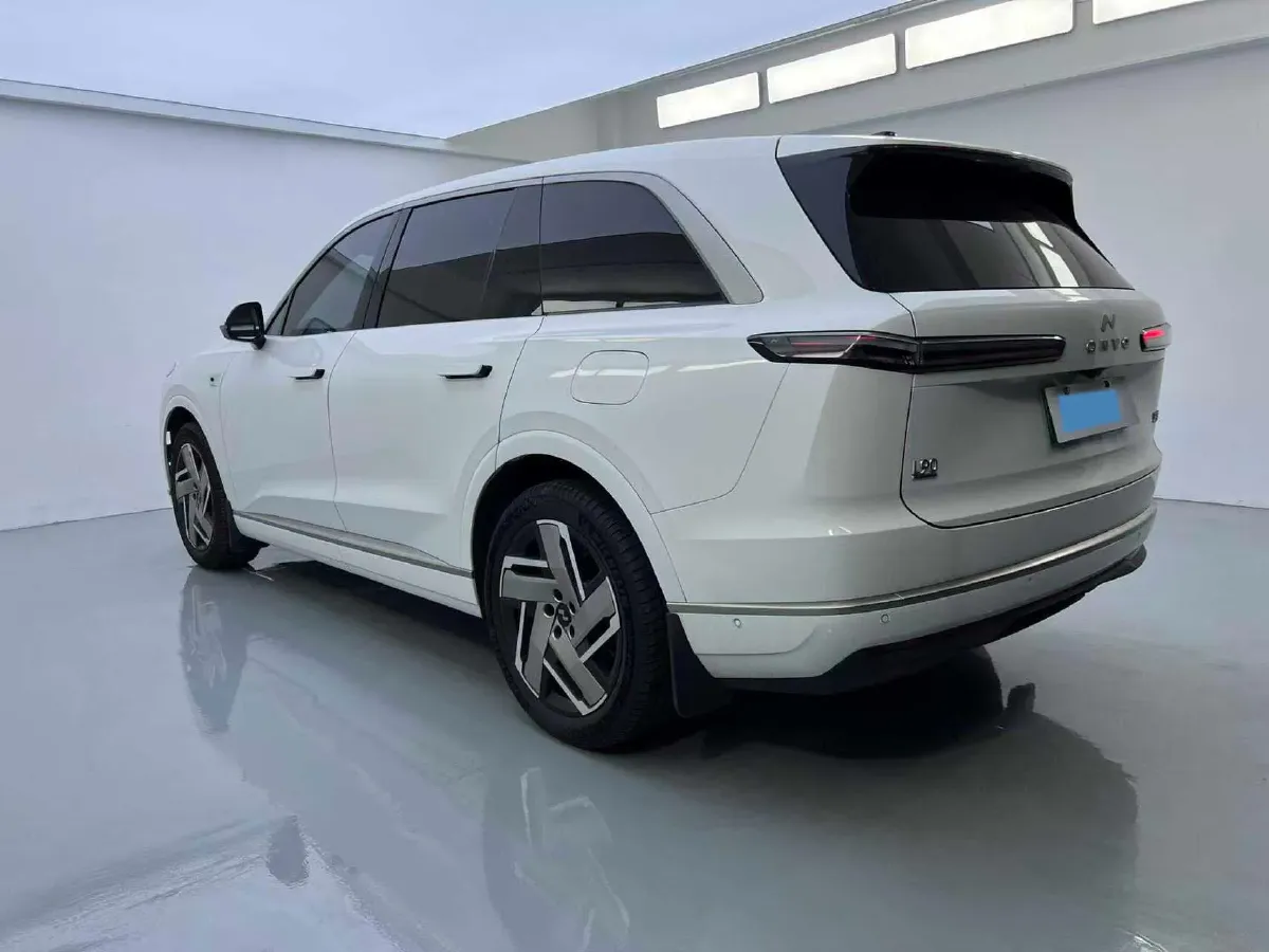 2025 ONVO L90 BEV,autocango,china used car exporter,china ev exporter,chinese used car exporter,chinese used ev exporter