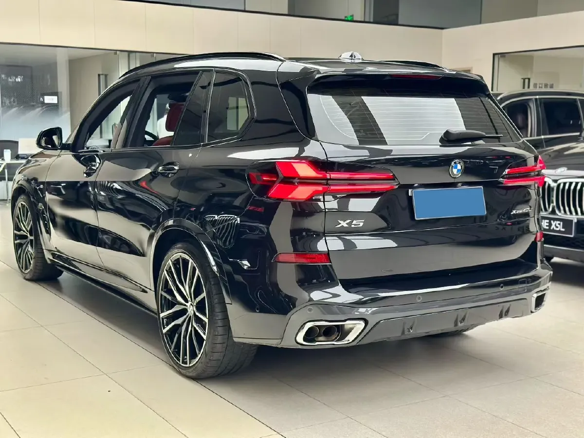 2023 BMW X5 3.0T 381HP L6 8AT,autocango,china used car exporter,china ev exporter,chinese used car exporter,chinese used ev exporter