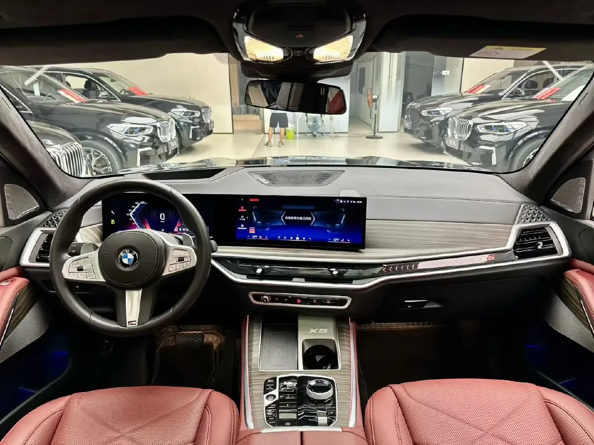 2023 BMW X5 3.0T 381HP L6 8AT,autocango,china used car exporter,china ev exporter,chinese used car exporter,chinese used ev exporter