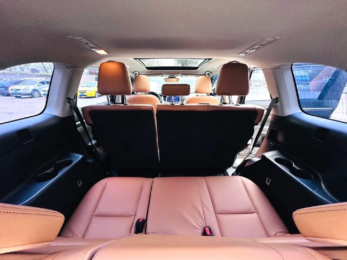 2019 HanTeng V7 1.5T 156HP L4 6AT,autocango,china used car exporter,china ev exporter,chinese used car exporter,chinese used ev exporter