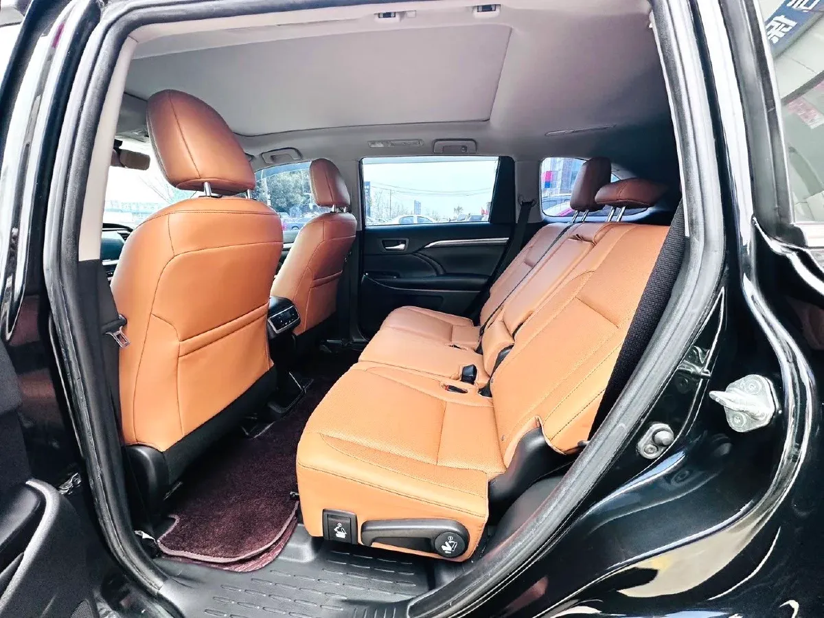 2019 HanTeng V7 1.5T 156HP L4 6AT,autocango,china used car exporter,china ev exporter,chinese used car exporter,chinese used ev exporter