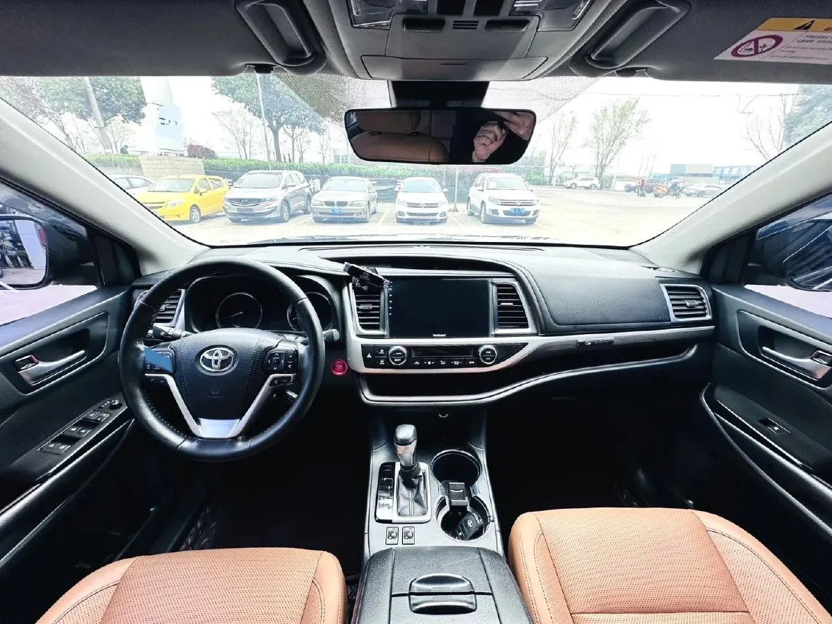 2019 HanTeng V7 1.5T 156HP L4 6AT,autocango,china used car exporter,china ev exporter,chinese used car exporter,chinese used ev exporter