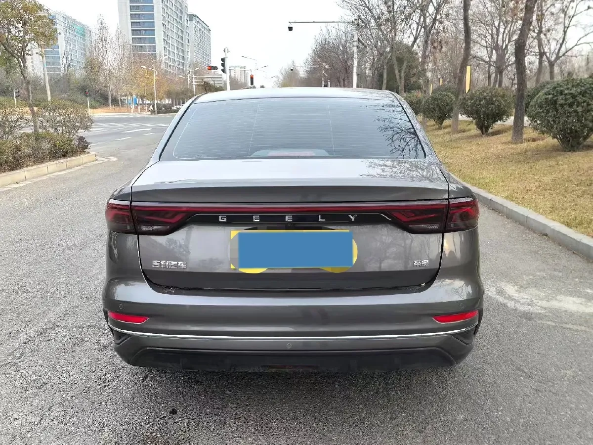 2022 Geely Emgrand 1.5L 114HP L4 5MT,autocango,china used car exporter,china ev exporter,chinese used car exporter,chinese used ev exporter