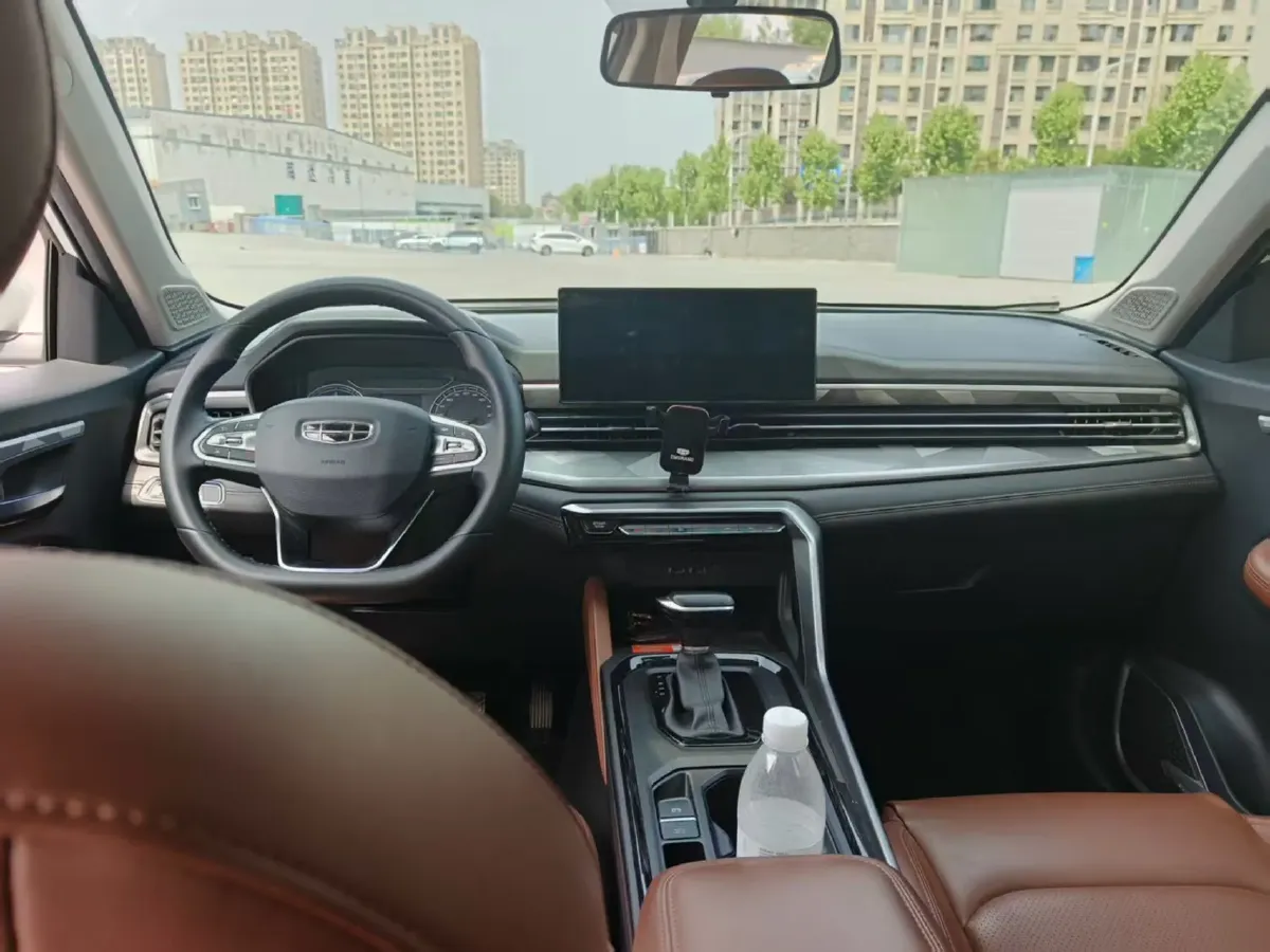 2021 Geely Vision X6 1.4T 141HP L4 6MT,autocango,china used car exporter,china ev exporter,chinese used car exporter,chinese used ev exporter