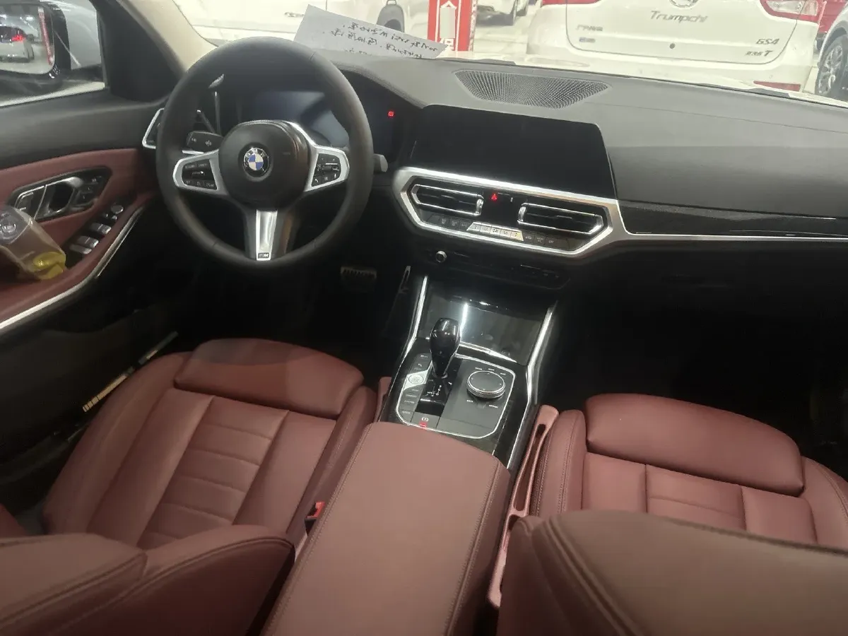 2021 BMW 3 Series 2.0T 184HP L4 8AT,autocango,china used car exporter,china ev exporter,chinese used car exporter,chinese used ev exporter