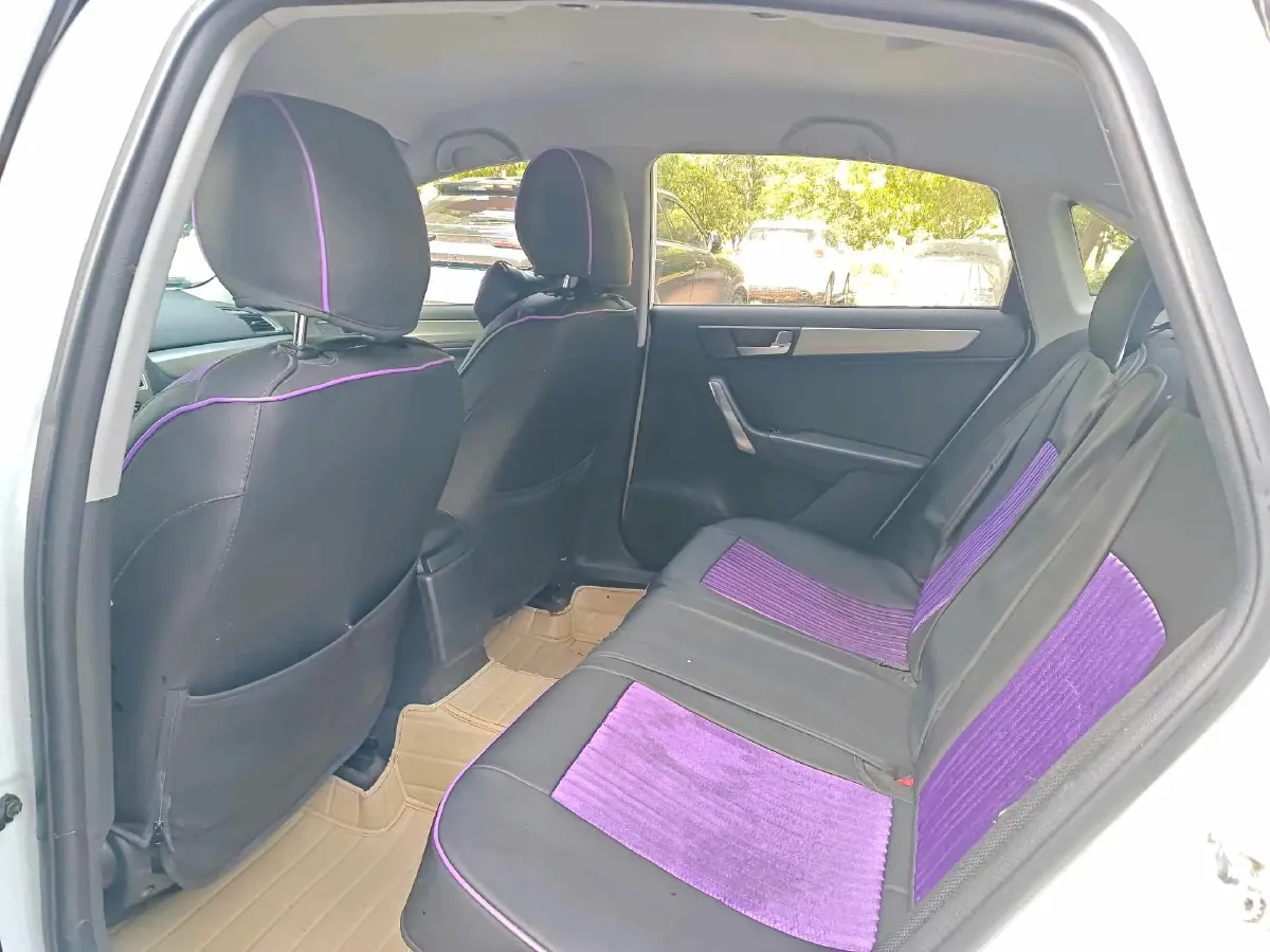 2017 Brilliance Auto H530 1.6L 118HP L4 5MT,autocango,china used car exporter,china ev exporter,chinese used car exporter,chinese used ev exporter