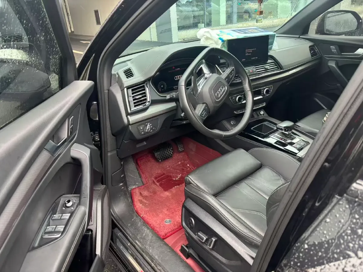 2023 Audi Q5L 2.0T 190HP L4 7DCT,autocango,china used car exporter,china ev exporter,chinese used car exporter,chinese used ev exporter