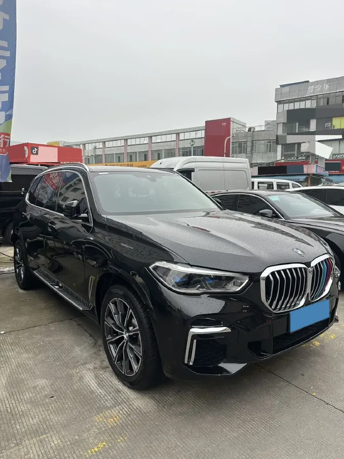 2022 BMW X5 2.0T 245HP L4 8AT,autocango,china used car exporter,china ev exporter,chinese used car exporter,chinese used ev exporter