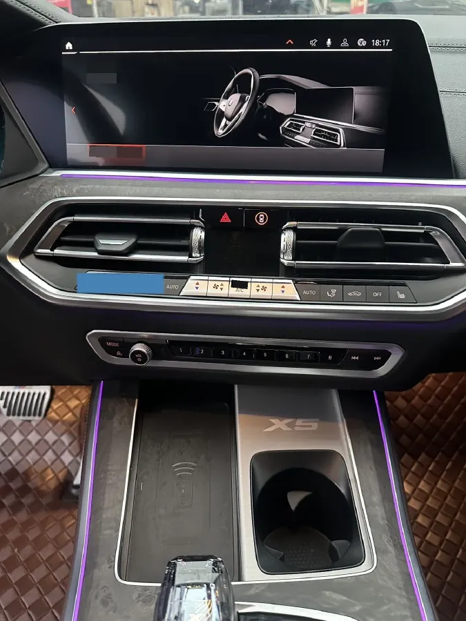 2022 BMW X5 2.0T 245HP L4 8AT,autocango,china used car exporter,china ev exporter,chinese used car exporter,chinese used ev exporter