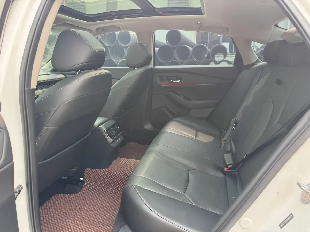 2023 Honda Accord 2.0L 148HP L4 E-CVT PHEV 17.7KWH,autocango,china used car exporter,china ev exporter,chinese used car exporter,chinese used ev exporter