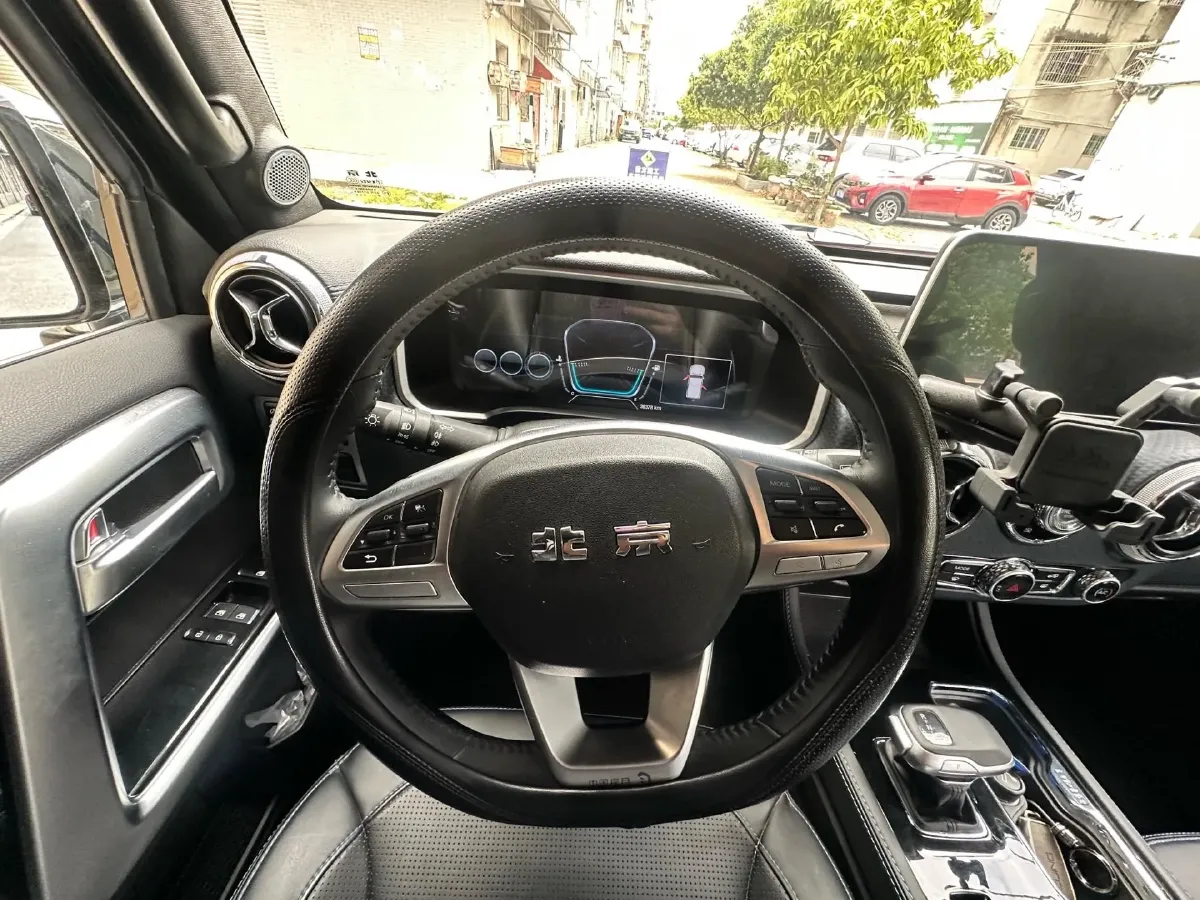 2023 Beijing BJ40 2.0T 163HP L4 8AT,autocango,china used car exporter,china ev exporter,chinese used car exporter,chinese used ev exporter