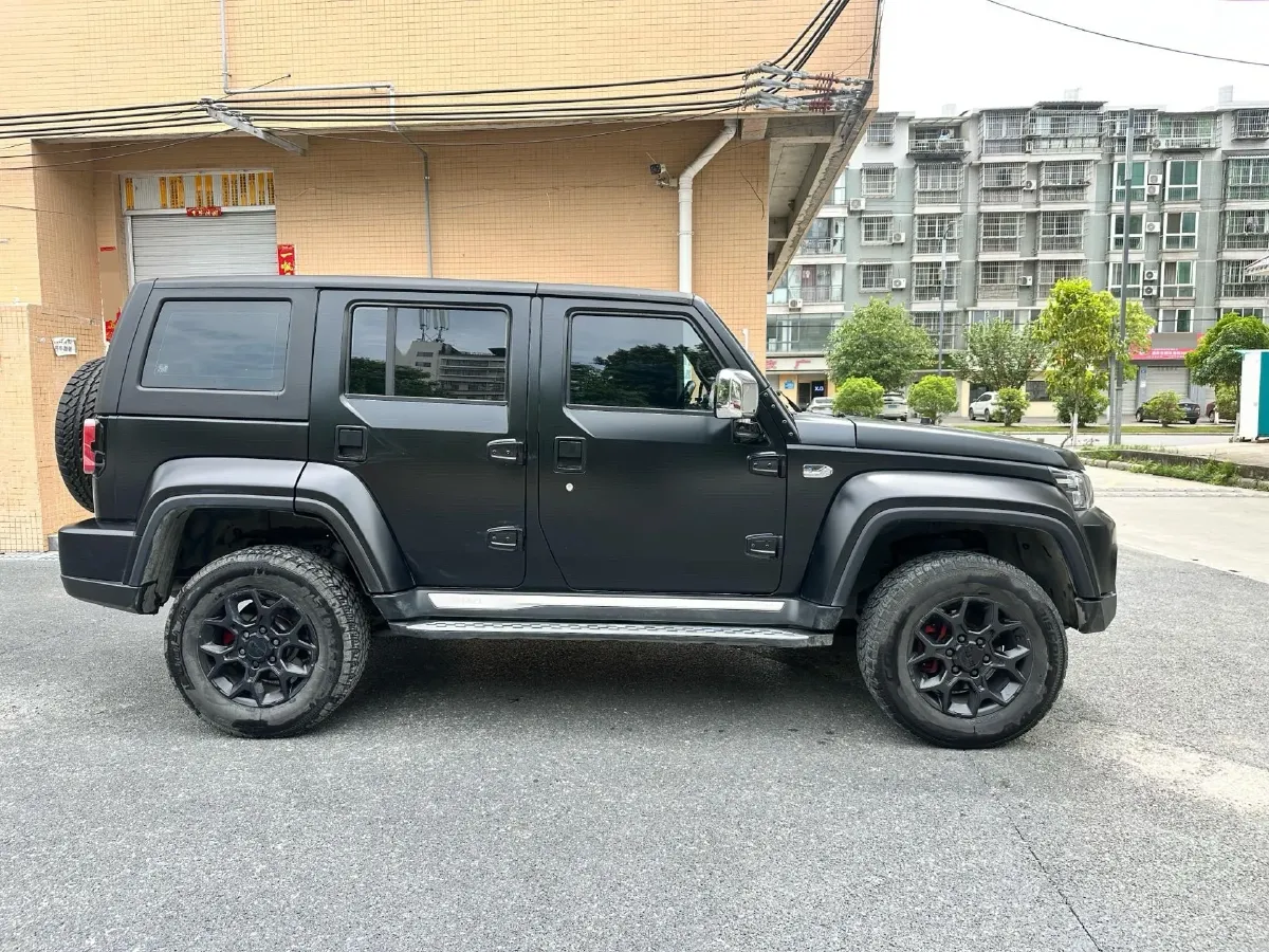 2023 Beijing BJ40 2.0T 163HP L4 8AT,autocango,china used car exporter,china ev exporter,chinese used car exporter,chinese used ev exporter