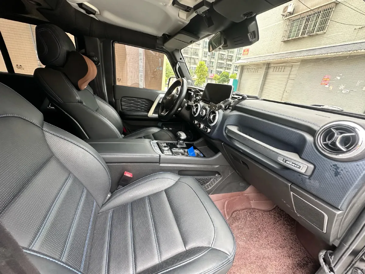 2023 Beijing BJ40 2.0T 163HP L4 8AT,autocango,china used car exporter,china ev exporter,chinese used car exporter,chinese used ev exporter