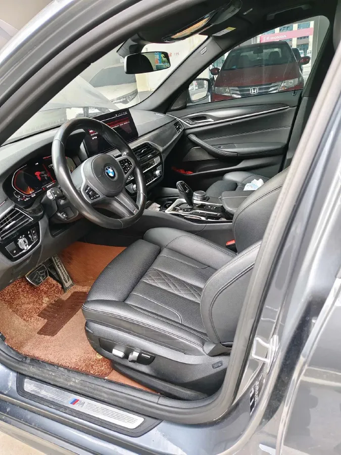 2021 BMW 5 Series 2.0T 252HP L4 8AT,autocango,china used car exporter,china ev exporter,chinese used car exporter,chinese used ev exporter