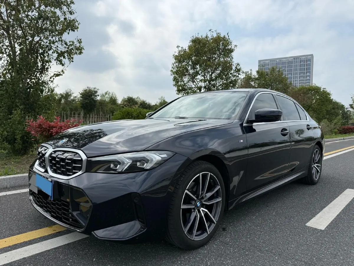 2023 BMW 3 Series 2.0T 184HP L4 8AT,autocango,china used car exporter,china ev exporter,chinese used car exporter,chinese used ev exporter