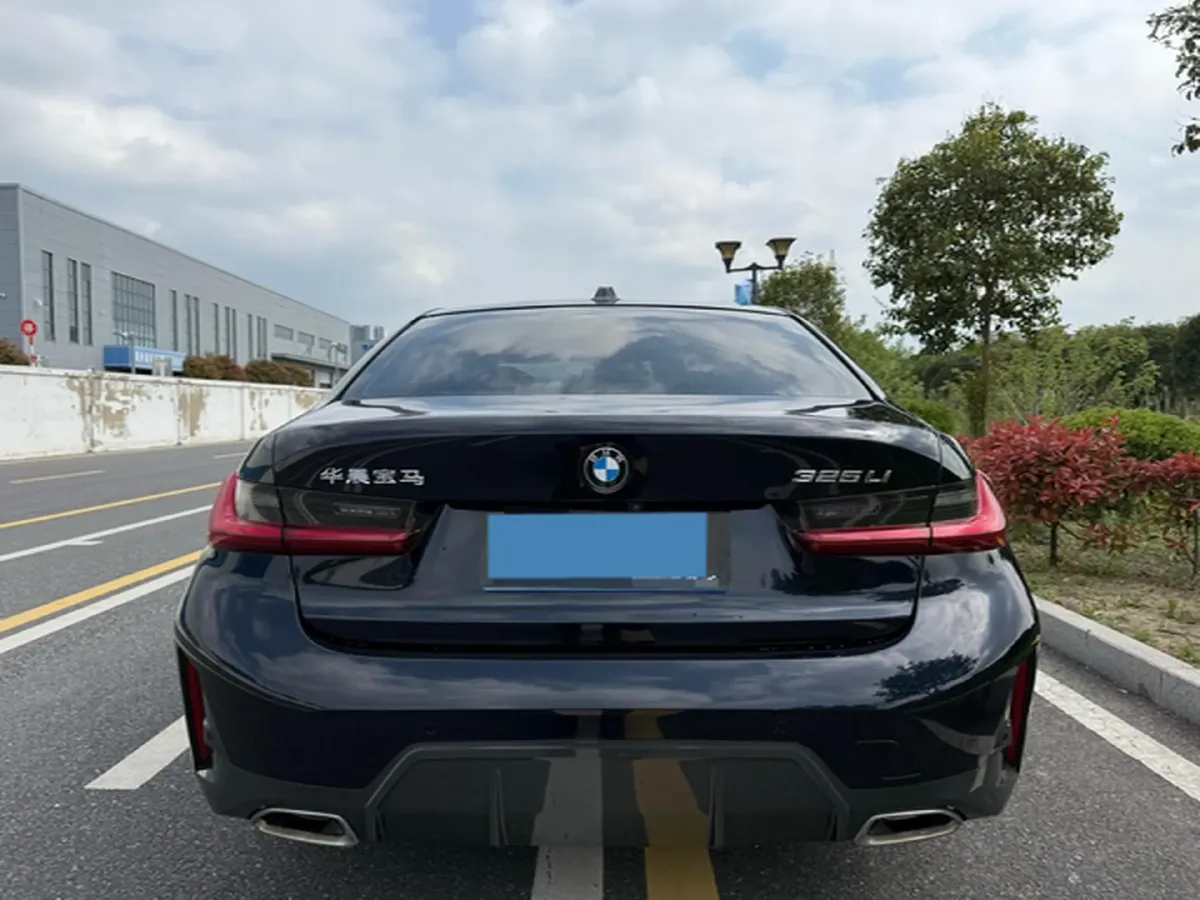 2023 BMW 3 Series 2.0T 184HP L4 8AT,autocango,china used car exporter,china ev exporter,chinese used car exporter,chinese used ev exporter
