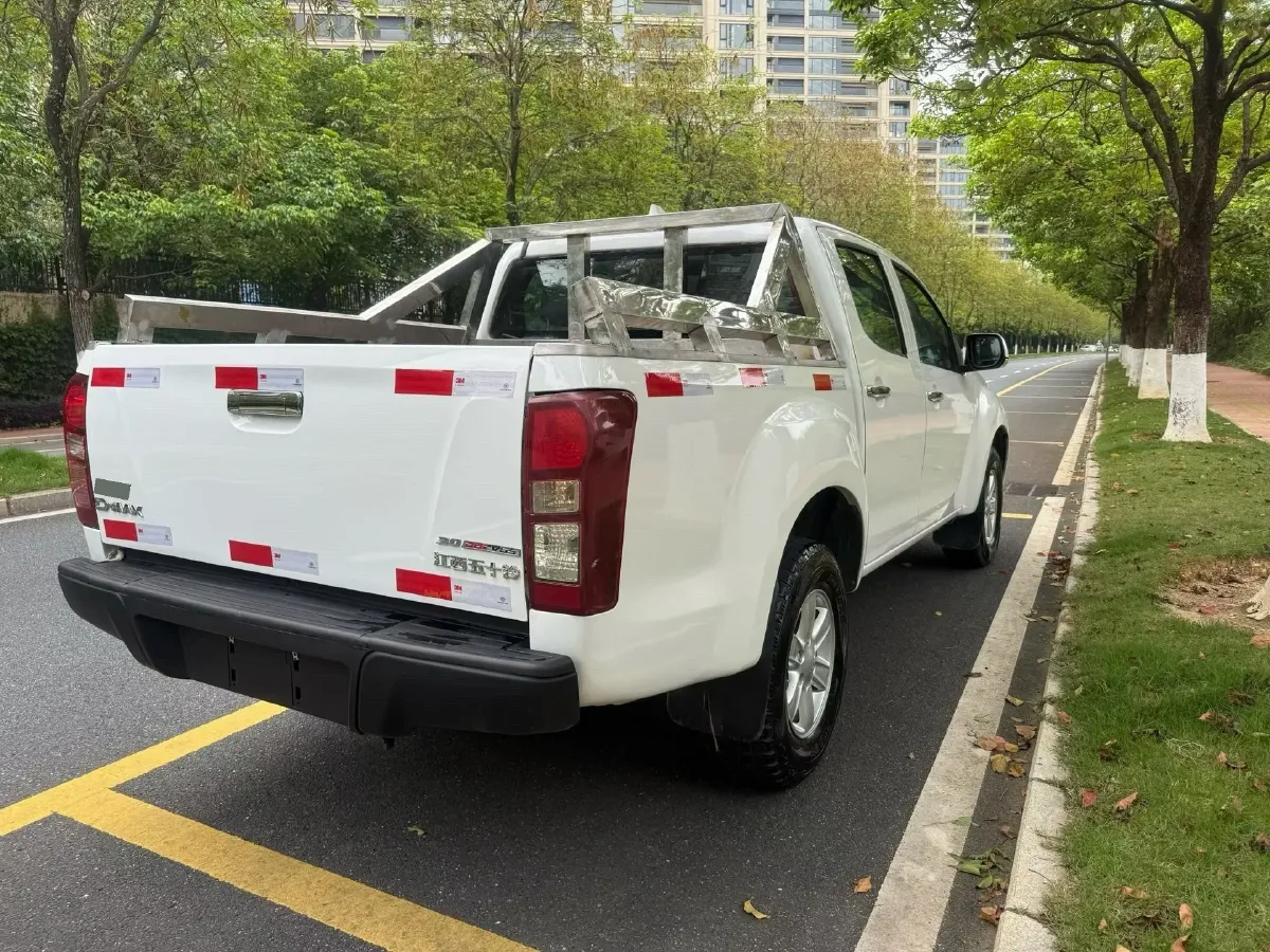 2019 Isuzu D-MAX 3.0T 177HP L4 6AT,autocango,china used car exporter,china ev exporter,chinese used car exporter,chinese used ev exporter