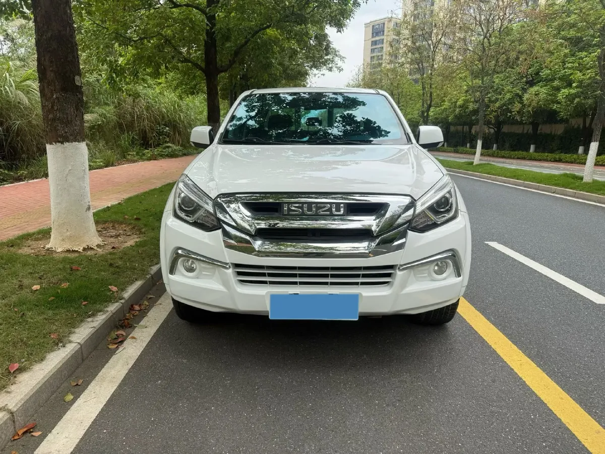 2019 Isuzu D-MAX 3.0T 177HP L4 6AT,autocango,china used car exporter,china ev exporter,chinese used car exporter,chinese used ev exporter