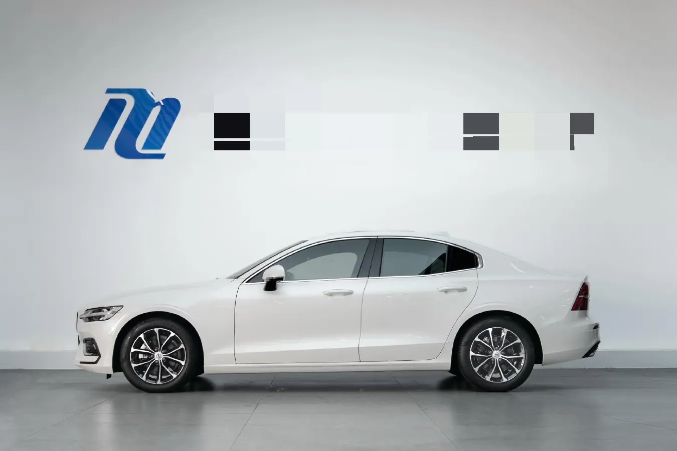 2022 Volvo S60 2.0T 197HP L4 8AT,autocango,china used car exporter,china ev exporter,chinese used car exporter,chinese used ev exporter