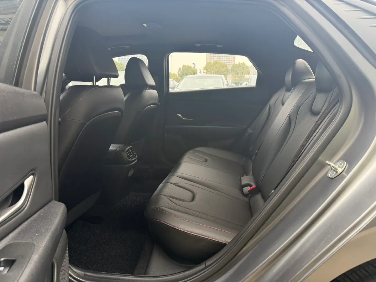 2022 Hyundai Elantra 1.5L 115HP L4 CVT,autocango,china used car exporter,china ev exporter,chinese used car exporter,chinese used ev exporter