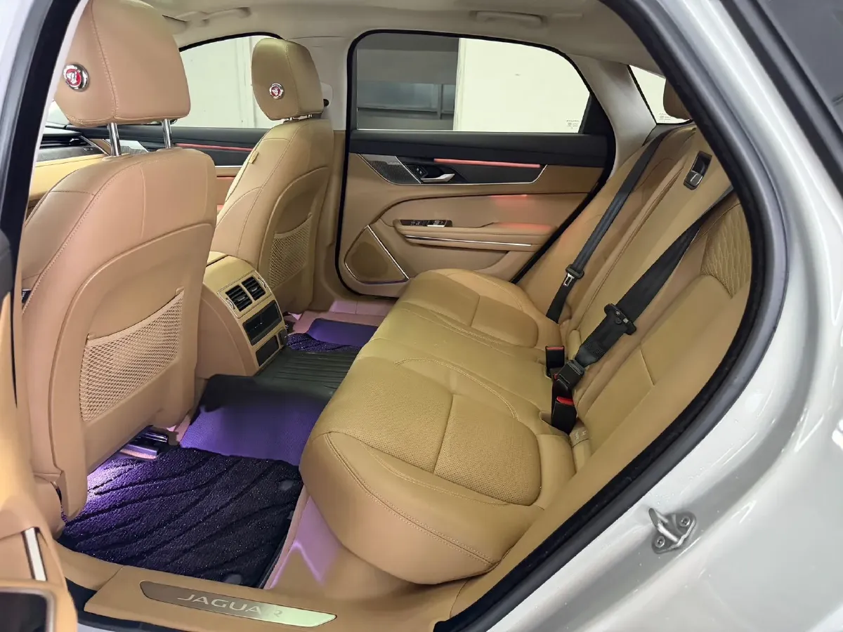 2024 Jaguar XFL 2.0T 250HP L4 8AT,autocango,china used car exporter,china ev exporter,chinese used car exporter,chinese used ev exporter