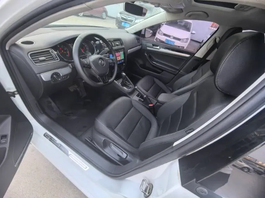 2018 Volkswagen Sagitar 1.2T 110HP L4 7DCT,autocango,china used car exporter,china ev exporter,chinese used car exporter,chinese used ev exporter