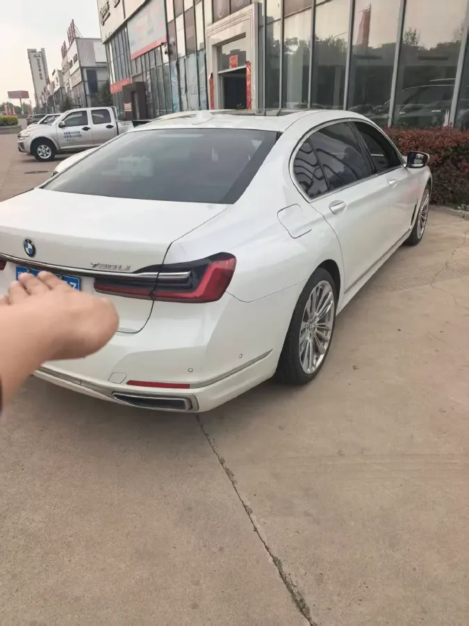2019 BMW 7 Series 2.0T 265HP L4 8AT,autocango,china used car exporter,china ev exporter,chinese used car exporter,chinese used ev exporter