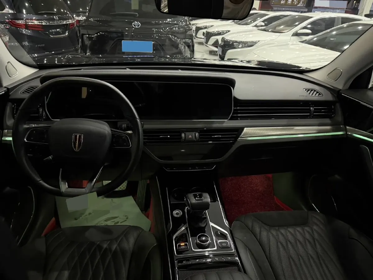 2022 HongQi HS5 2.0T 224HP L4 6AT,autocango,china used car exporter,china ev exporter,chinese used car exporter,chinese used ev exporter