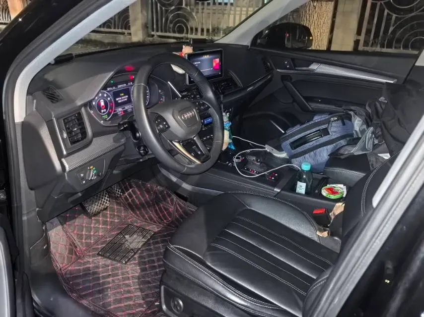 2020 Audi Q5L 2.0T 252HP L4 7DCT,autocango,china used car exporter,china ev exporter,chinese used car exporter,chinese used ev exporter