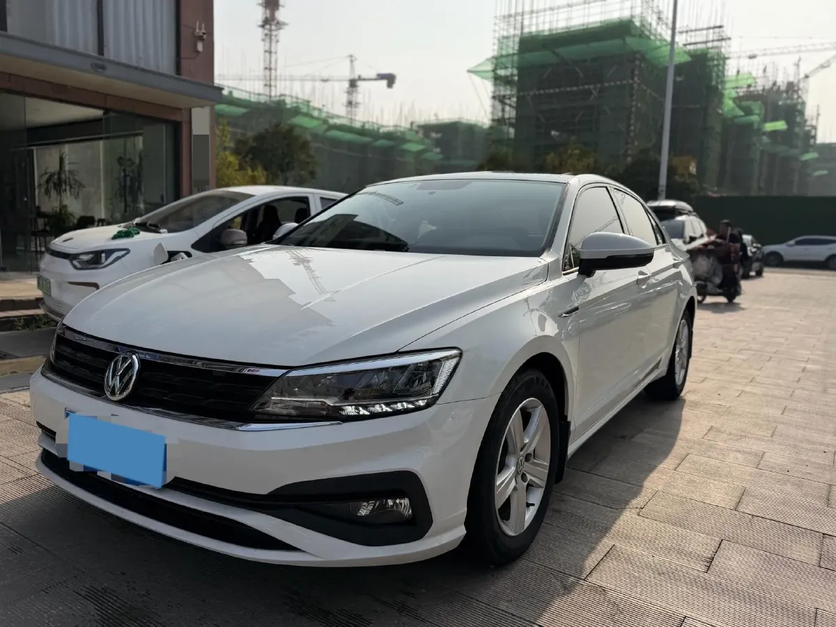 2019 Volkswagen T-Cross 1.4T 150HP L4 7DCT,autocango,china used car exporter,china ev exporter,chinese used car exporter,chinese used ev exporter