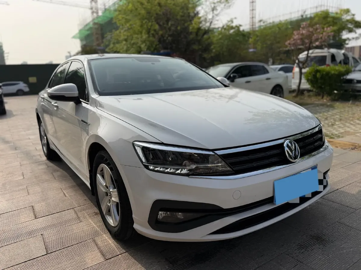 2019 Volkswagen T-Cross 1.4T 150HP L4 7DCT,autocango,china used car exporter,china ev exporter,chinese used car exporter,chinese used ev exporter