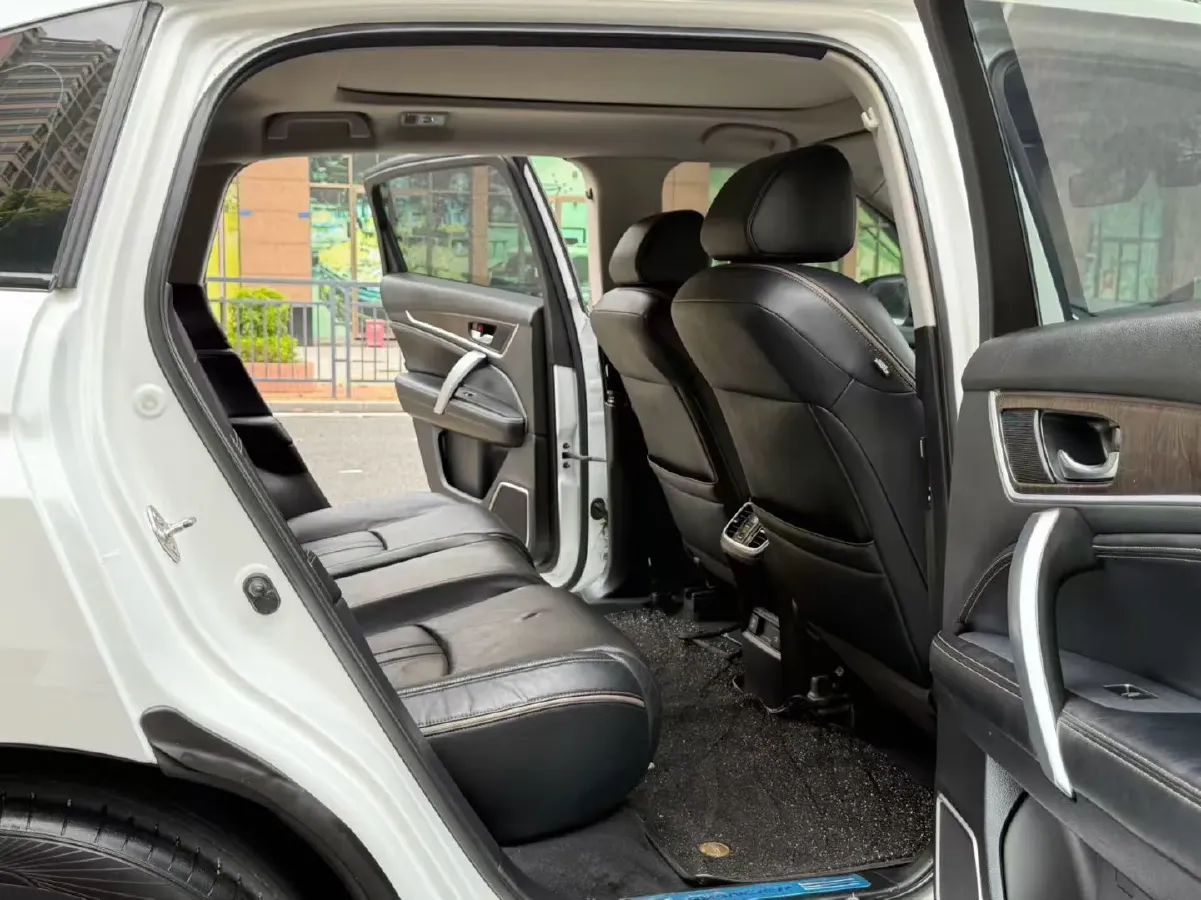 2020 Honda Avancier 2.0T 272HP L4 9AT,autocango,china used car exporter,china ev exporter,chinese used car exporter,chinese used ev exporter