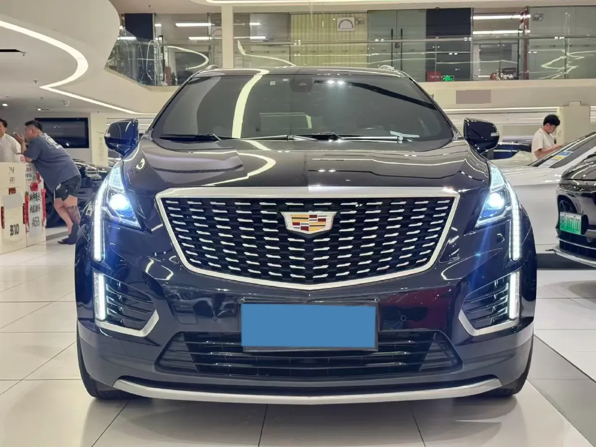 2020 Cadillac XT5 2.0T 237HP L4 9AT,autocango,china used car exporter,china ev exporter,chinese used car exporter,chinese used ev exporter
