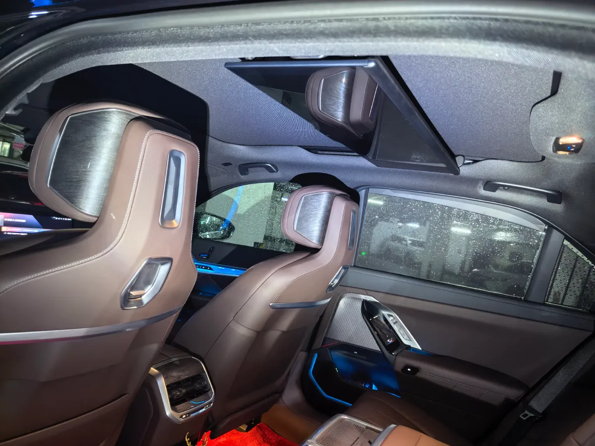 2023 BMW 7 Series 3.0T 381HP L6 8AT,autocango,china used car exporter,china ev exporter,chinese used car exporter,chinese used ev exporter