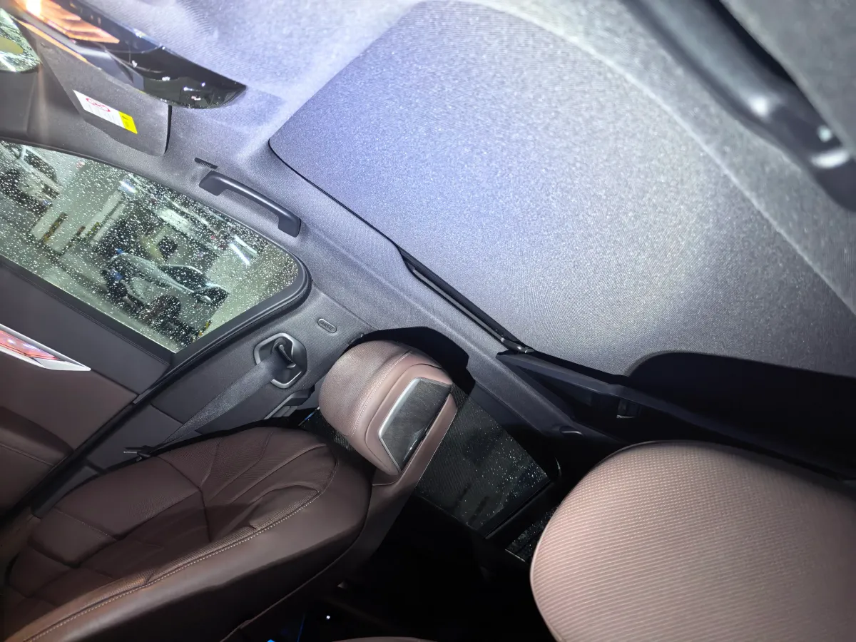 2023 BMW 7 Series 3.0T 381HP L6 8AT,autocango,china used car exporter,china ev exporter,chinese used car exporter,chinese used ev exporter