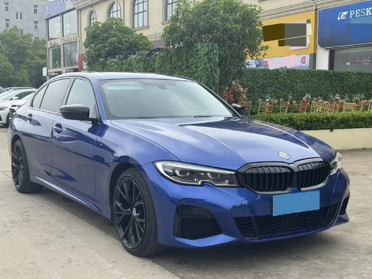 2021 BMW 3 Series 2.0T 156HP L4 8AT,autocango,china used car exporter,china ev exporter,chinese used car exporter,chinese used ev exporter