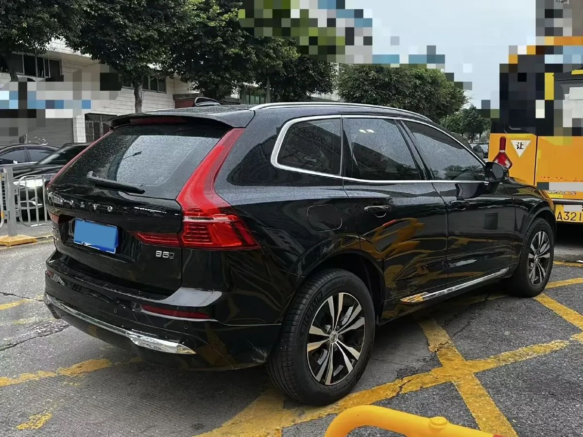 2022 Volvo XC60 2.0T 250HP L4 8AT,autocango,china used car exporter,china ev exporter,chinese used car exporter,chinese used ev exporter