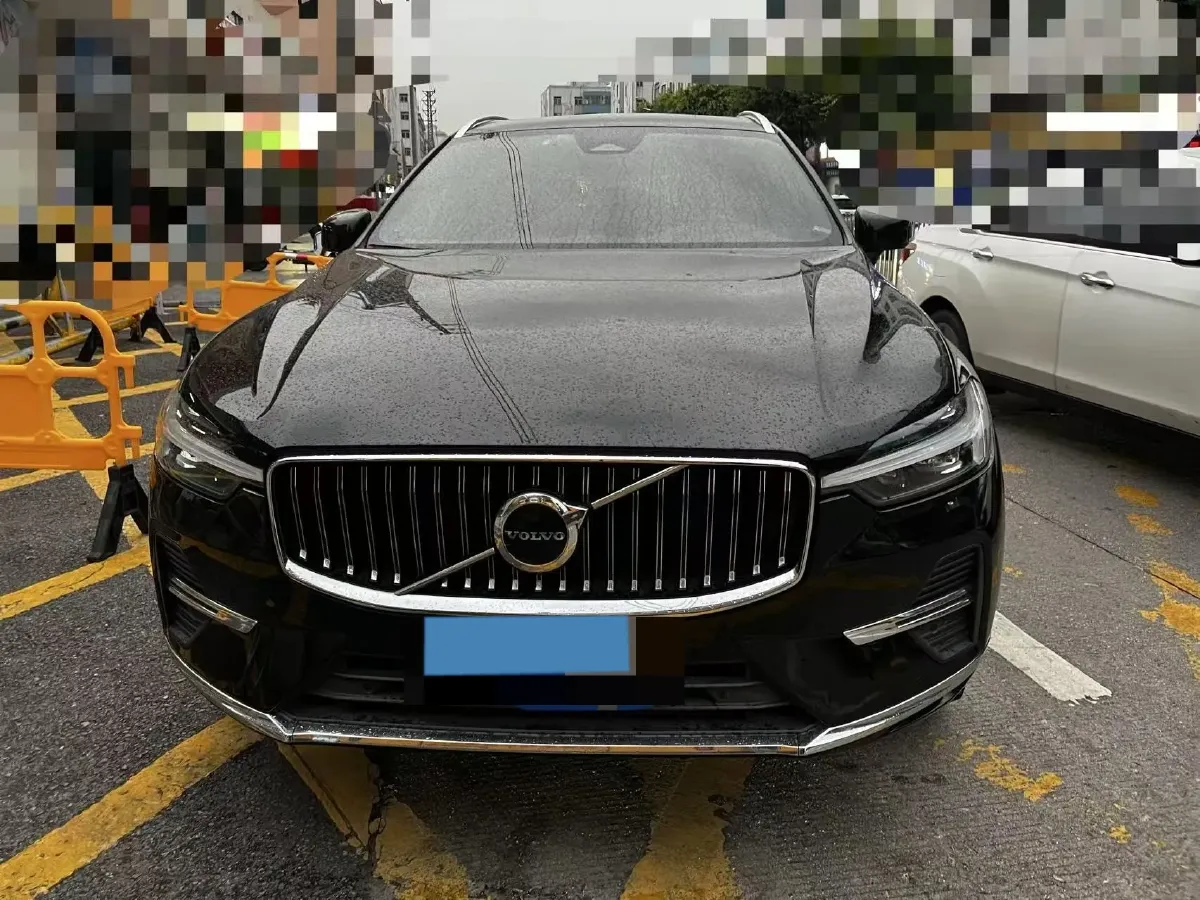 2022 Volvo XC60 2.0T 250HP L4 8AT,autocango,china used car exporter,china ev exporter,chinese used car exporter,chinese used ev exporter