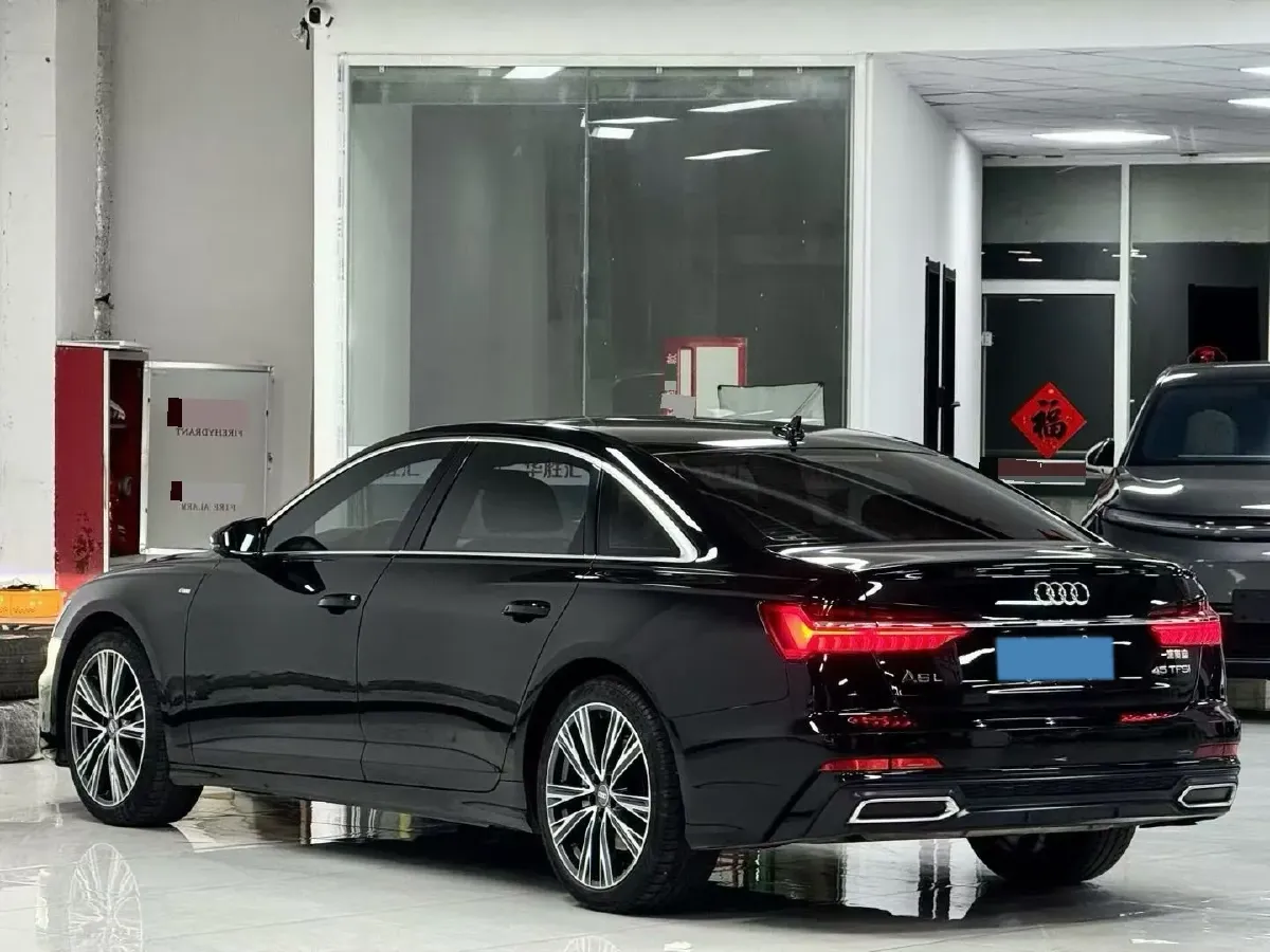 2020 Audi A6L 2.0T 190HP L4 7DCT,autocango,china used car exporter,china ev exporter,chinese used car exporter,chinese used ev exporter