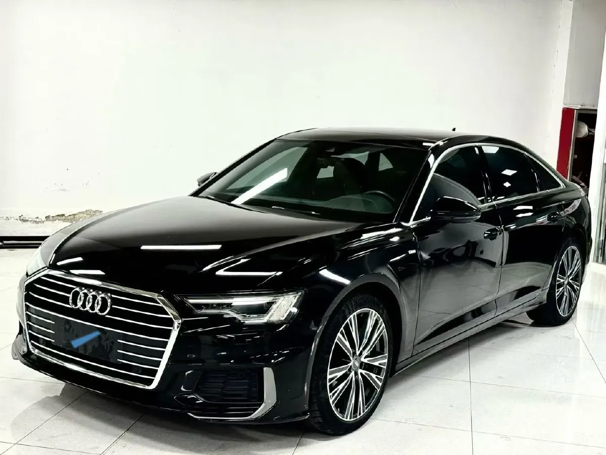2020 Audi A6L 2.0T 190HP L4 7DCT,autocango,china used car exporter,china ev exporter,chinese used car exporter,chinese used ev exporter