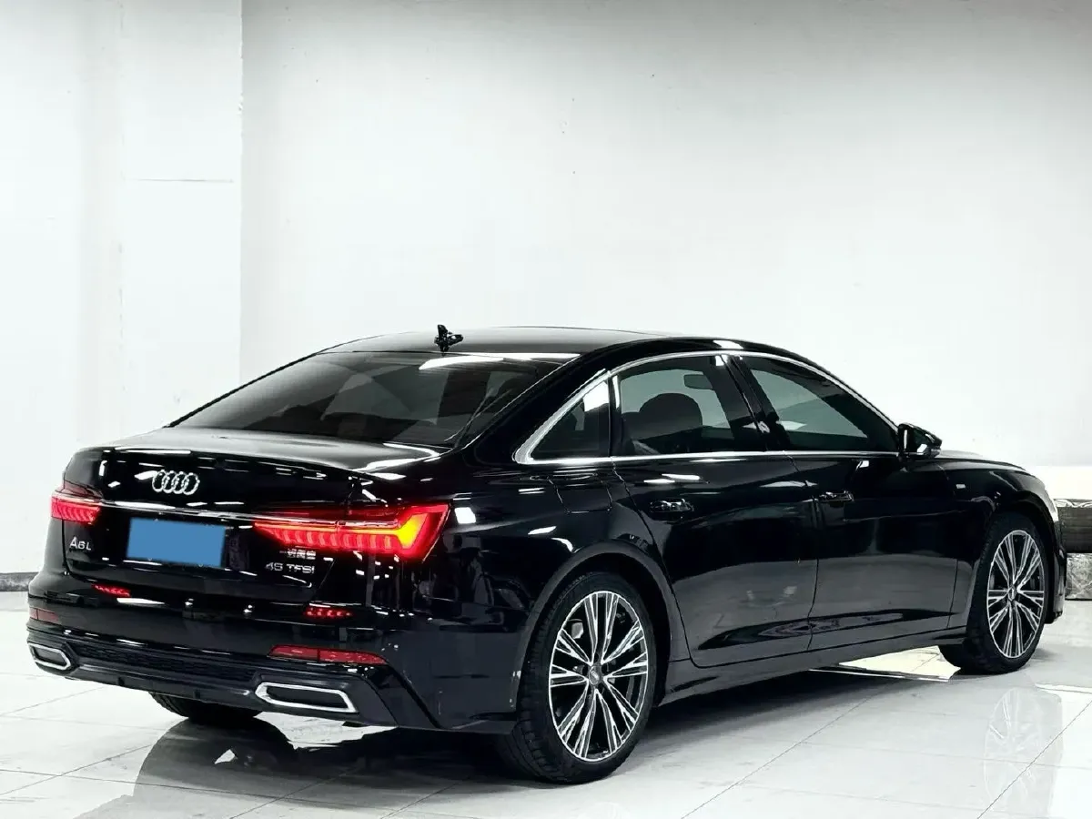 2020 Audi A6L 2.0T 190HP L4 7DCT,autocango,china used car exporter,china ev exporter,chinese used car exporter,chinese used ev exporter