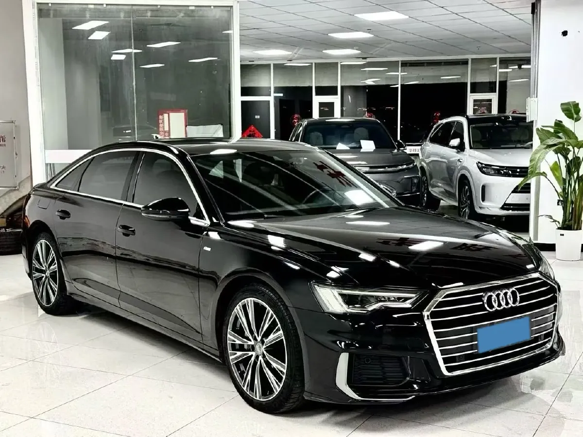2020 Audi A6L 2.0T 190HP L4 7DCT,autocango,china used car exporter,china ev exporter,chinese used car exporter,chinese used ev exporter