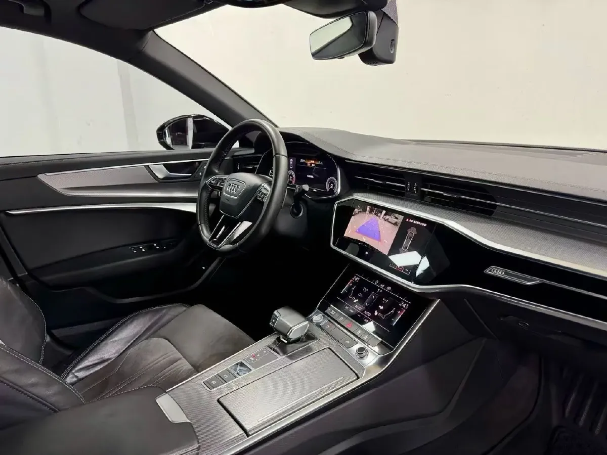 2020 Audi A6L 2.0T 190HP L4 7DCT,autocango,china used car exporter,china ev exporter,chinese used car exporter,chinese used ev exporter