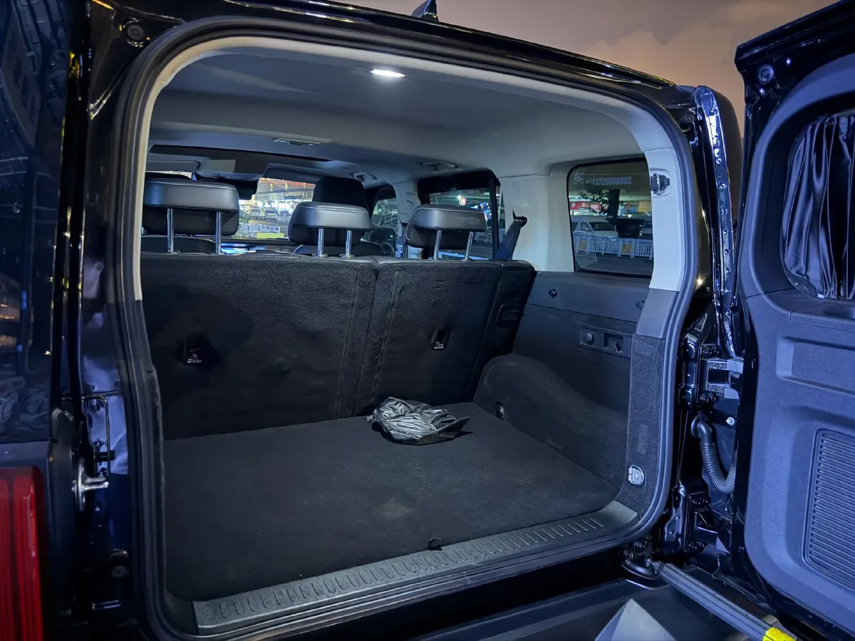 2021 Tank 300 2.0T 227HP L4 8AT,autocango,china used car exporter,china ev exporter,chinese used car exporter,chinese used ev exporter