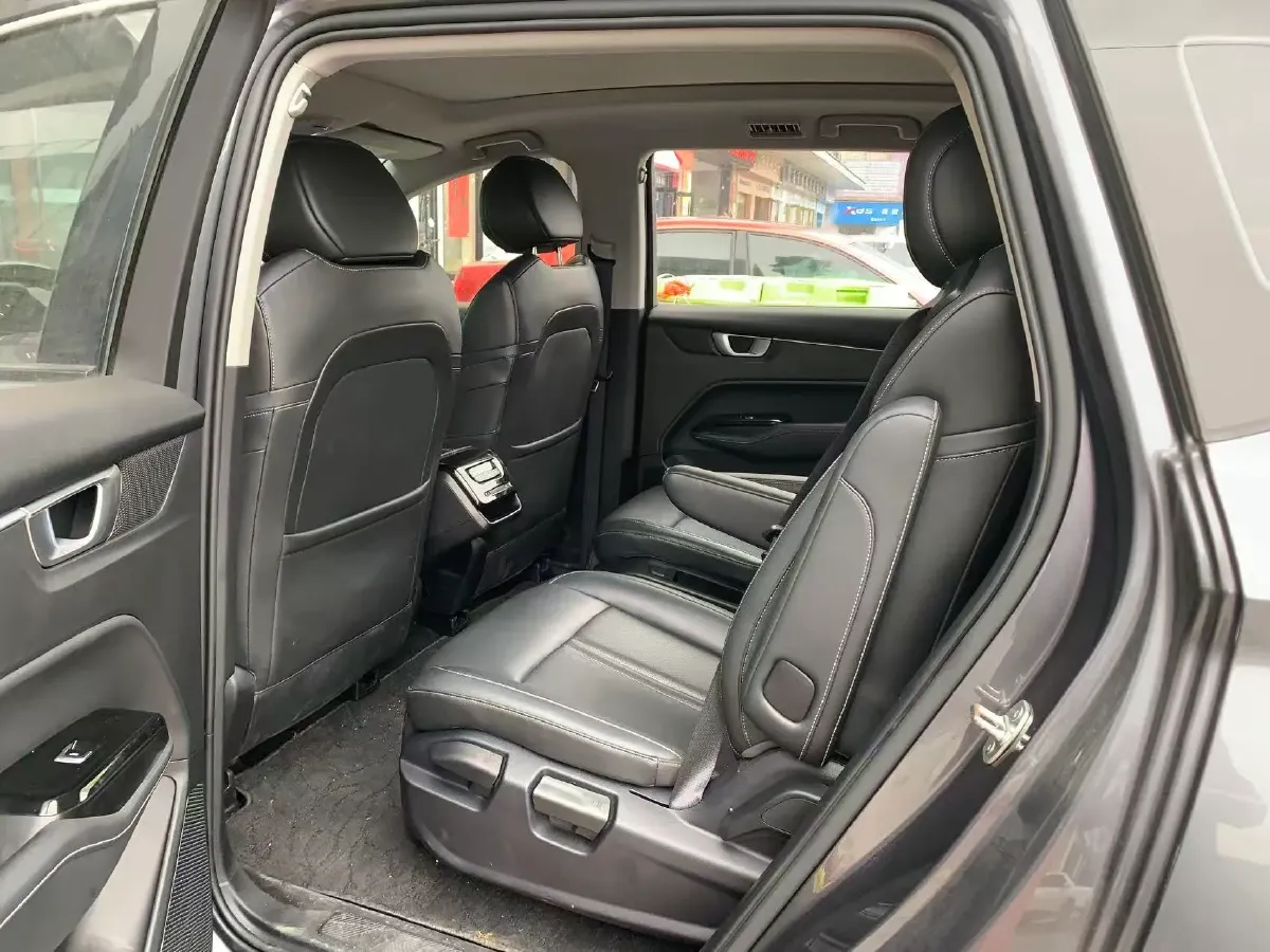 2020 WuLing KaiJie 1.5T 147HP L4 CVT,autocango,china used car exporter,china ev exporter,chinese used car exporter,chinese used ev exporter