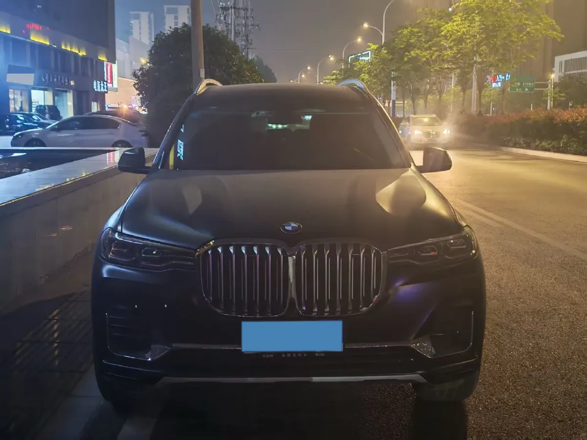 2020 BMW X7 3.0T 340HP L6 8AT,autocango,china used car exporter,china ev exporter,chinese used car exporter,chinese used ev exporter