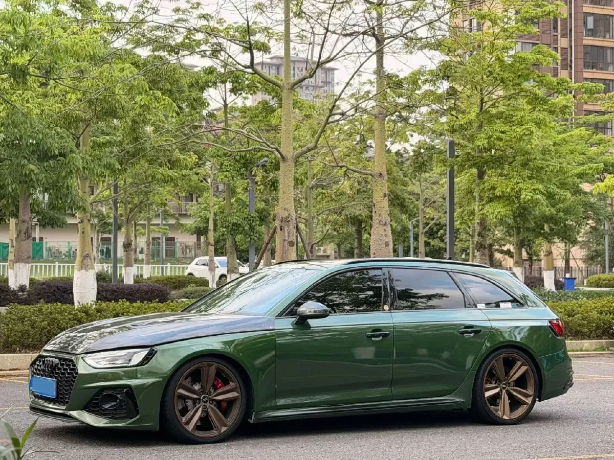 2021 Audi RS 4 2.9T 450HP V6 8AT,autocango,china used car exporter,china ev exporter,chinese used car exporter,chinese used ev exporter